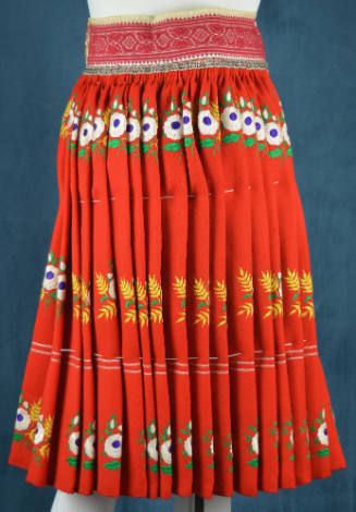 Skirt, Ratíškovice or Kyjov, Moravia