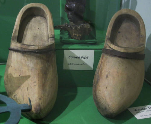Wooden Shoes, Bohemia