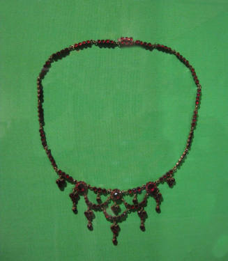 Necklace, Bohemia, 1900-1929