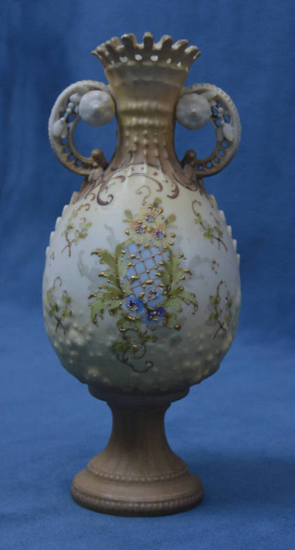 Vase, Turn-Teplitz, Bohemia
