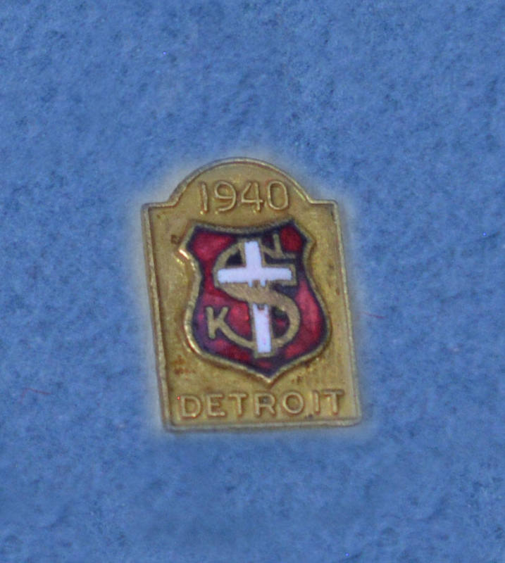 Pin, Chicago, Illinois, USA, 1940