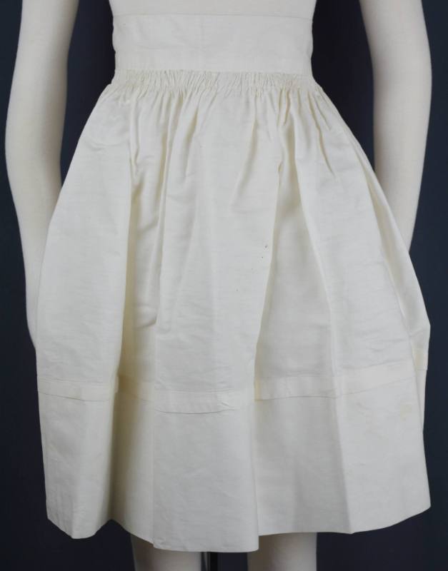 Petticoat, Piešt’any, Slovakia, 1938