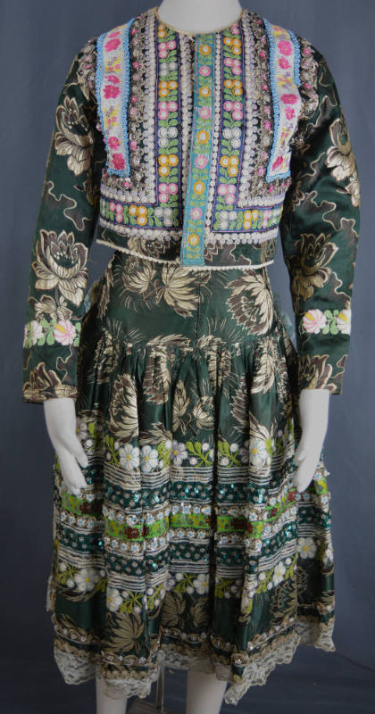 Woman's kroj, Tekov, Slovakia, 1945-1963