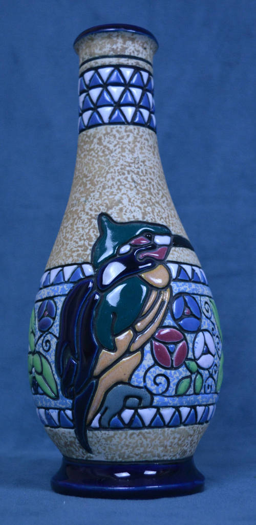 Vase, Teplitz-Turn, Bohemia, 1919-1945