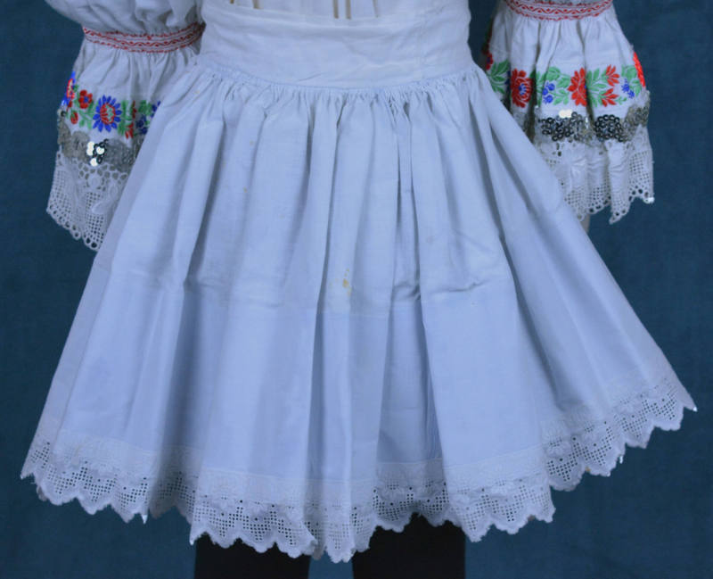 Petticoat, Bánov, Moravia, 2003