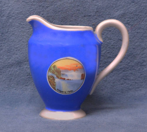 Creamer, Czechoslovakia