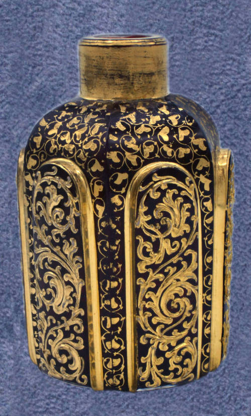 Perfume bottle