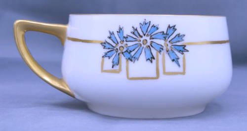 Cup, Altrolau, Bohemia, Austria, 1898-1918